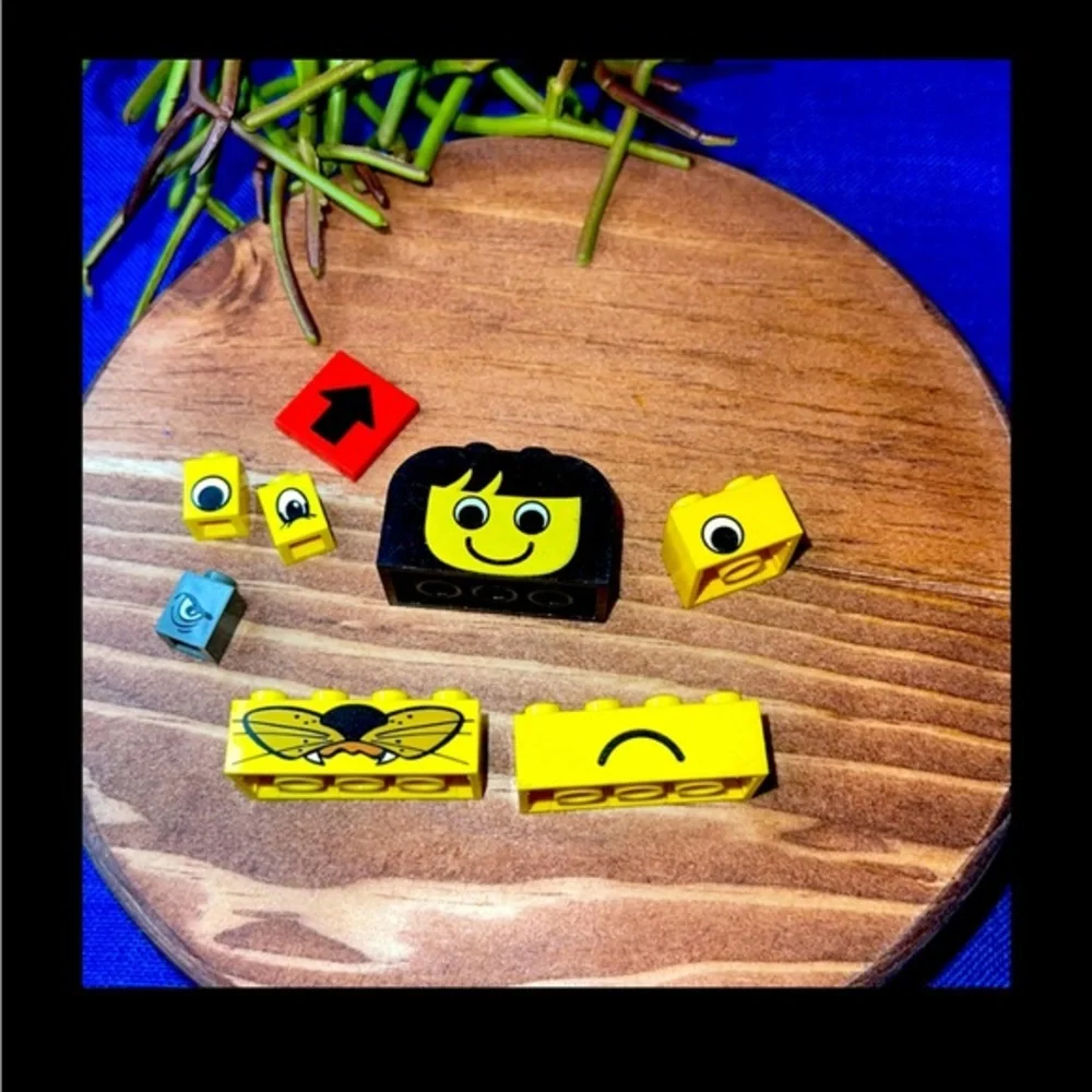 Lot of LEGO EYES & SMILES or MOUTHS Some Double-sided.